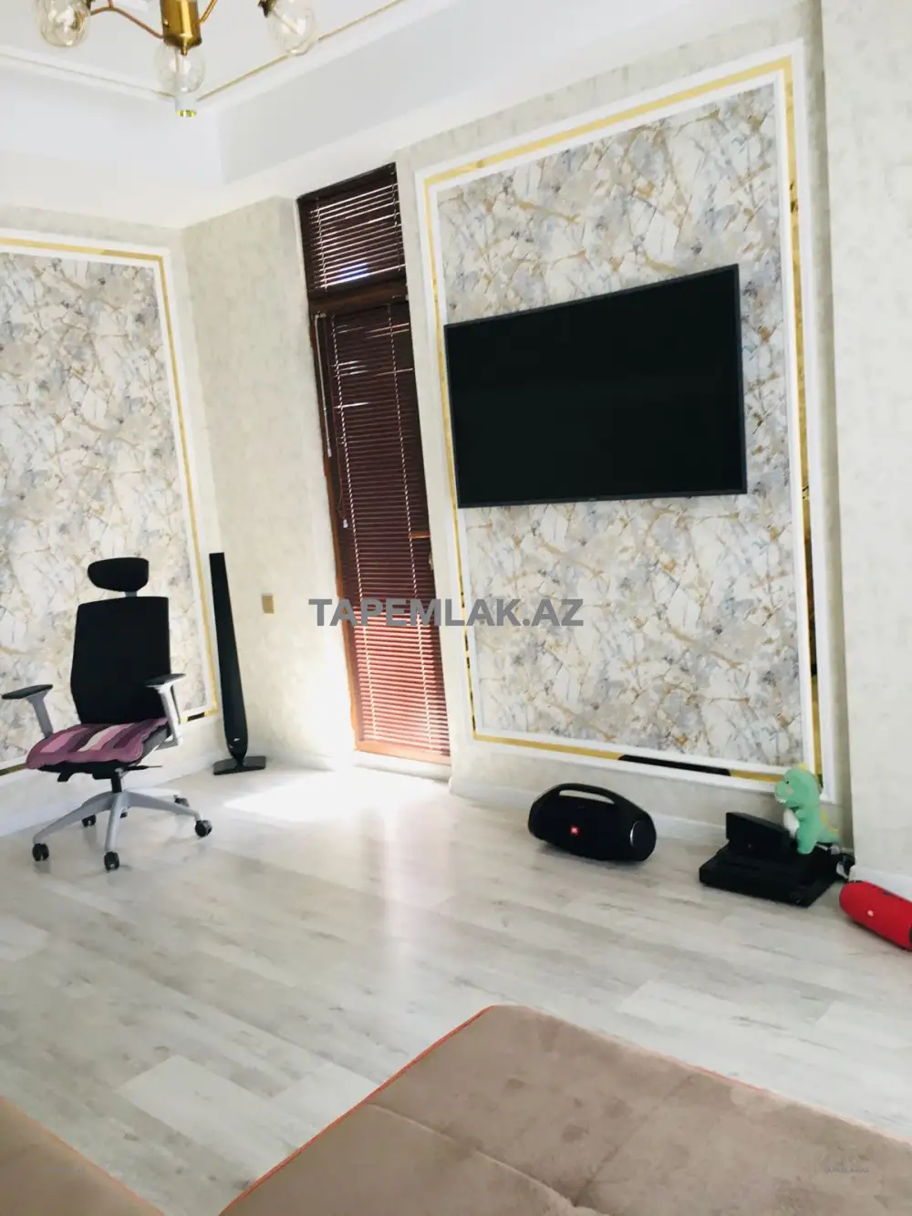 Satılır 2 otaqlı 65 m² Köhnə tikili - Sabunçu