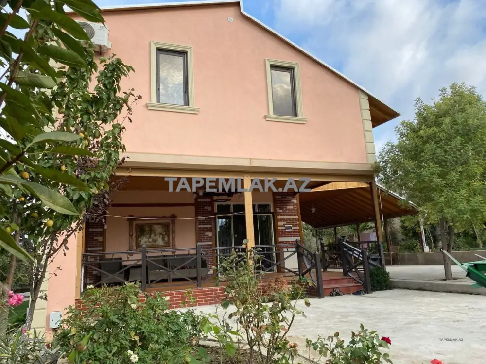 Satılır 4 otaqlı 250 m² Həyət evi - Abşeron