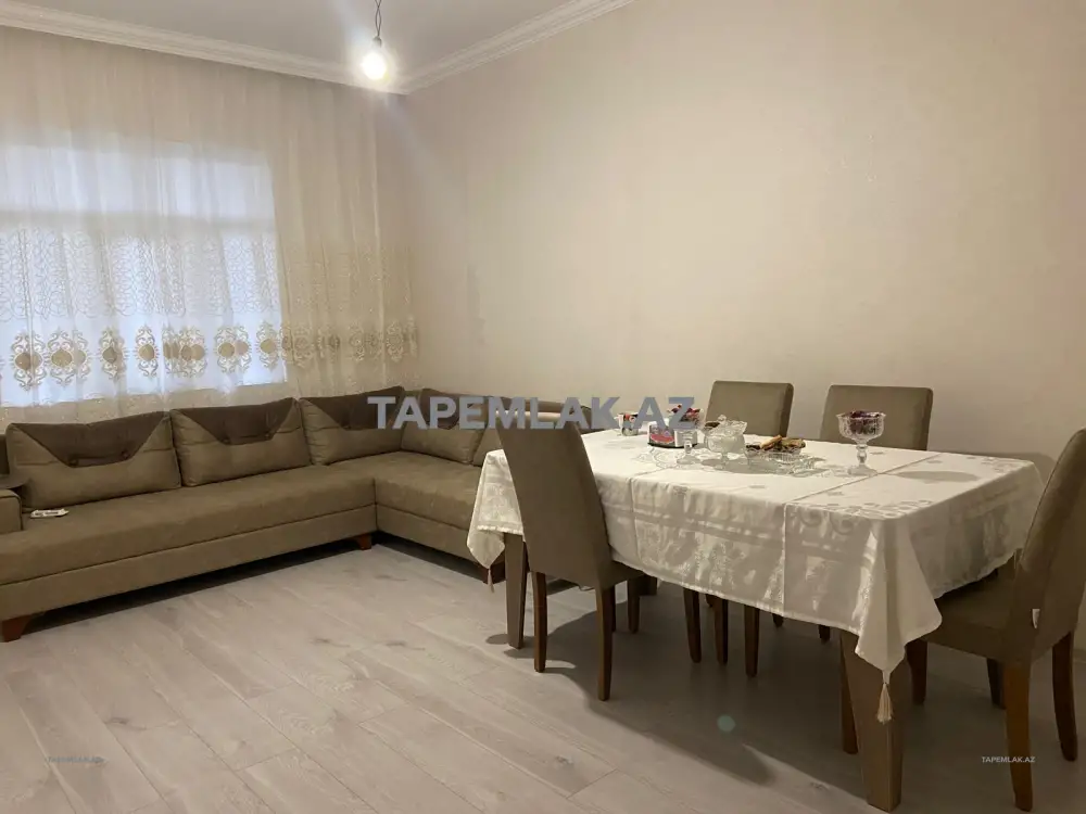 Satılır 5 otaqlı 120 m² Köhnə tikili - Suraxanı
